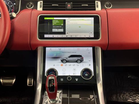 Used 2019 Land Rover Range Rover Sport SVR image 25