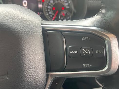 Used 2020 RAM 1500 Laramie AWD/4WD image 26