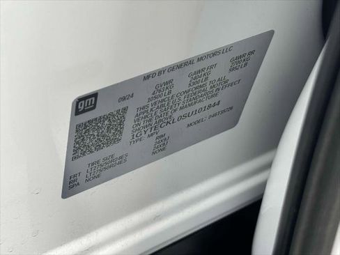 Used 2025 Cadillac Escalade IQ Luxury 1 image 18