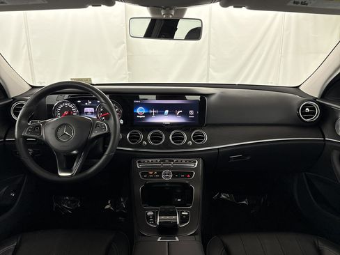 Certified 2018 Mercedes-Benz E 300 image 16