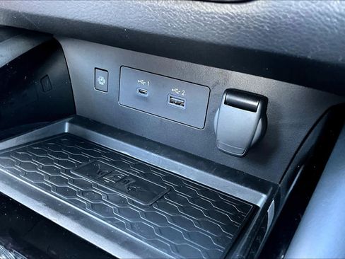 New 2025 Nissan Altima 2.5 SR image 18