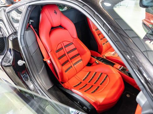 Used 2019 Ferrari 488 GTB RWD image 36