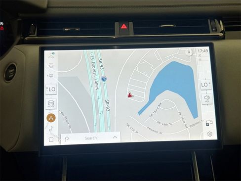 New 2026 Land Rover Range Rover Velar Dynamic SE image 13