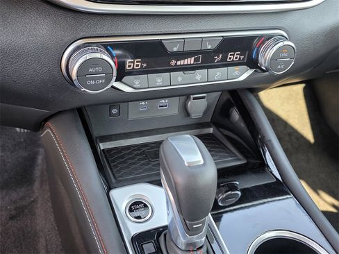New 2025 Nissan Altima 2.5 SR w/ SR Premium Package image 19