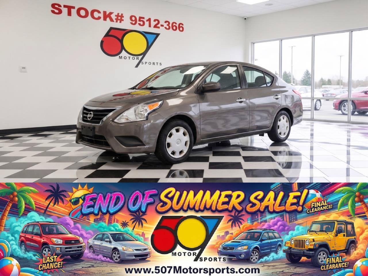 Used 2016 Nissan Versa SV FWD image 1