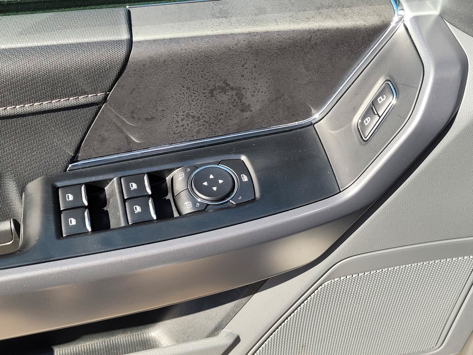 Used 2025 Ford F150 XLT RWD image 25