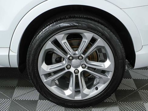 Used 2017 Audi Q3 2.0T Prestige w/ Prestige Package AWD/4WD image 39