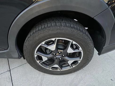 Used 2020 Subaru Crosstrek 2.0i Premium image 20