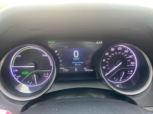 Used 2023 Toyota Camry XSE w/ Cold Weather Package FWD image 12