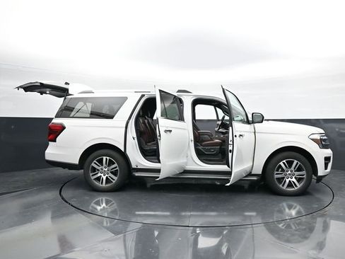 Used 2022 Ford Expedition Max Limited AWD/4WD image 45