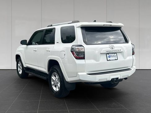 Used 2022 Toyota 4Runner SR5 Premium w/ Moonroof Package AWD/4WD image 3