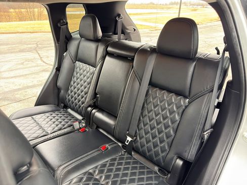 Used 2022 Mitsubishi Outlander SEL image 34