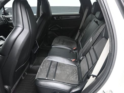 Used 2021 Porsche Cayenne GTS image 28
