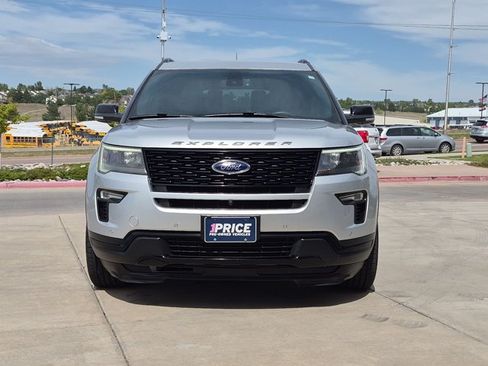 Used 2018 Ford Explorer Sport w/ Equipment Group 401A AWD/4WD image 2