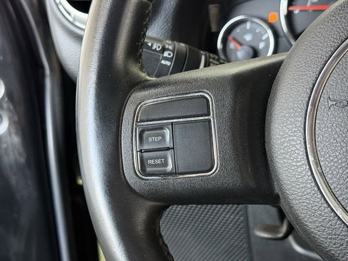 Used 2015 Jeep Wrangler Unlimited Rubicon w/ Max Tow Package image 21