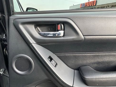 Used 2018 Subaru Forester 2.0XT Touring image 43