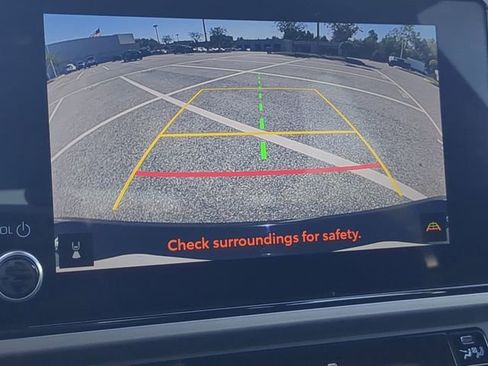 Certified 2025 Toyota Camry SE image 19