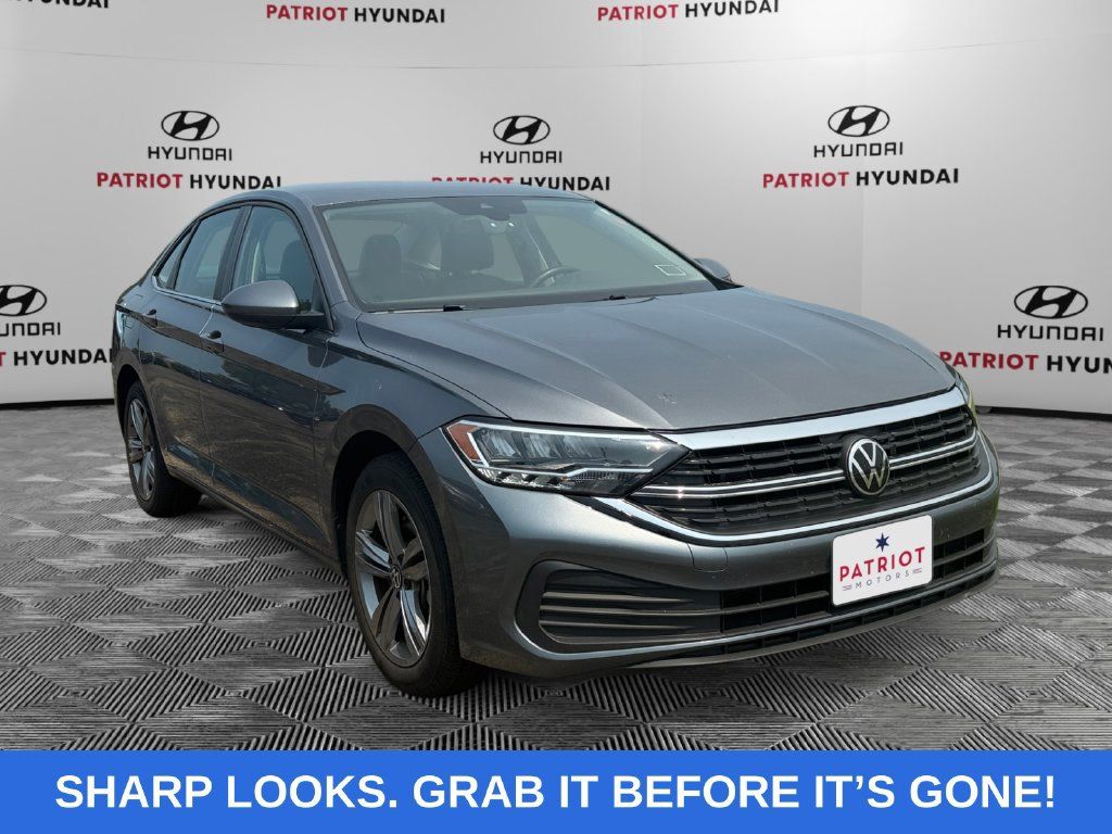 Used 2024 Volkswagen Jetta SE FWD 360° Tour