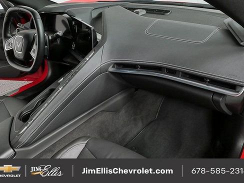 Used 2023 Chevrolet Corvette Stingray w/ Z51 Performance Package image 20