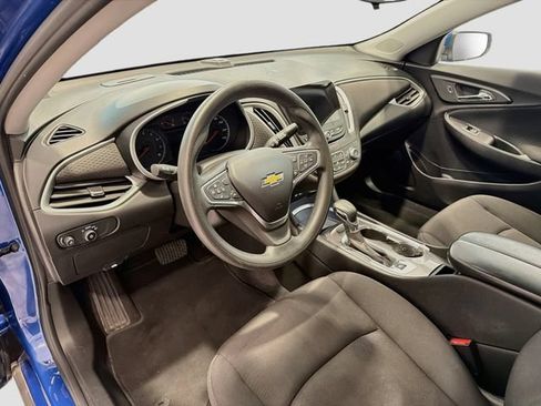 Used 2023 Chevrolet Malibu LT FWD image 9