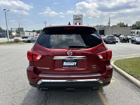 Used 2019 Nissan Pathfinder SV AWD/4WD image 7