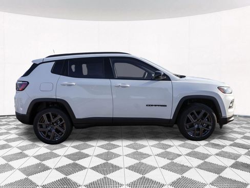 New 2026 Jeep Compass Latitude AWD/4WD image 8