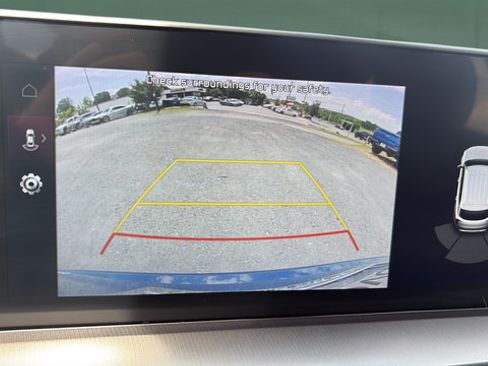 Used 2025 Kia Telluride S AWD/4WD image 12