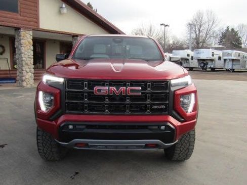 Used 2023 GMC Canyon AT4X AWD/4WD image 3