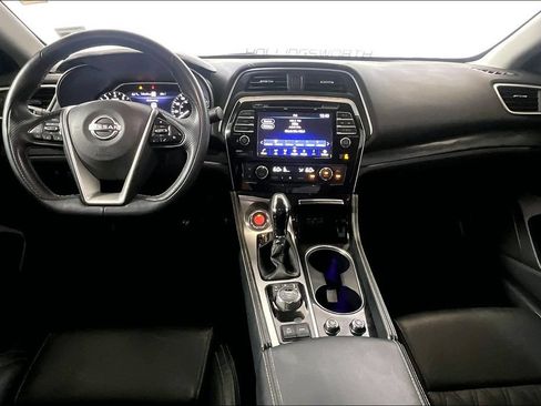 Used 2023 Nissan Maxima Platinum w/ Sport Mat Group FWD image 11