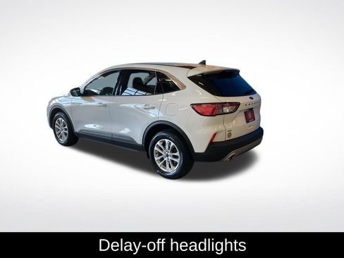 Used 2022 Ford Escape SE w/ Cold Weather Package AWD/4WD image 19