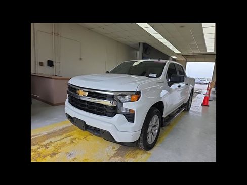 Used 2022 Chevrolet Silverado 1500 Custom RWD image 1