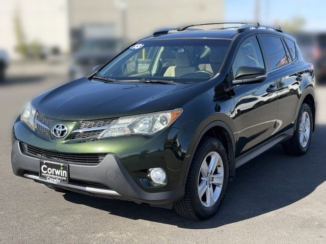 Used 2013 Toyota RAV4 XLE AWD/4WD image 5