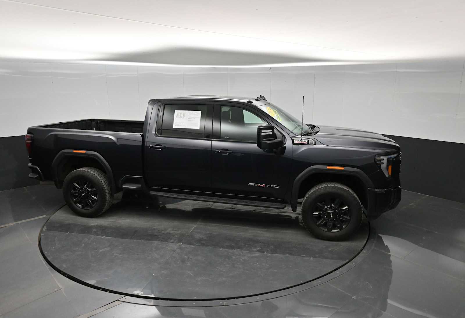 Used 2024 GMC Sierra 2500 AT4 w/ AT4 Premium Plus Package AWD/4WD image 42