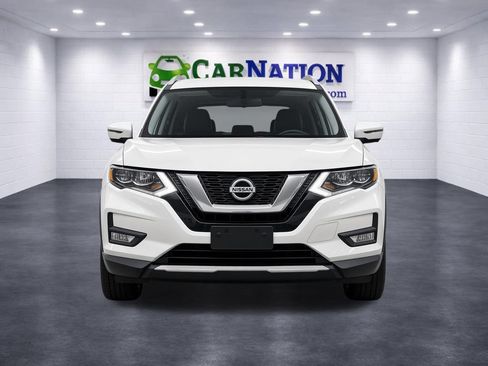 Used 2020 Nissan Rogue SV AWD/4WD image 3
