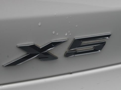 Used 2023 BMW X5 xDrive40i w/ Premium Package image 8