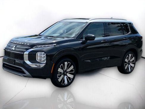 New 2025 Mitsubishi Outlander SEL image 2