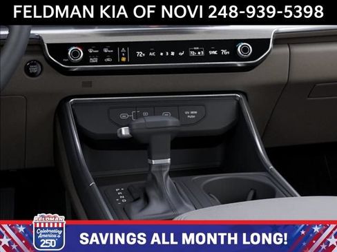 New 2026 Kia Carnival FWD image 24