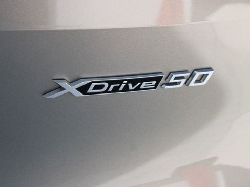 Used 2024 BMW iX xDrive50 image 20