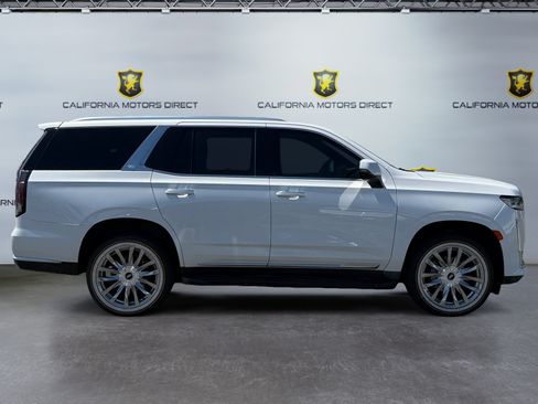 Used 2022 Cadillac Escalade Luxury RWD image 6