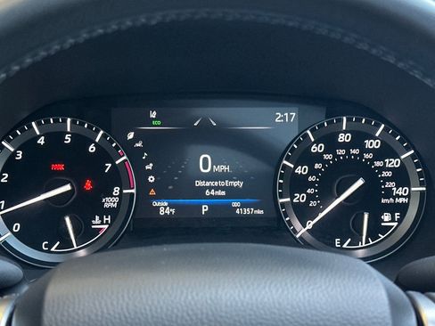 Used 2020 Toyota Highlander Limited FWD image 26
