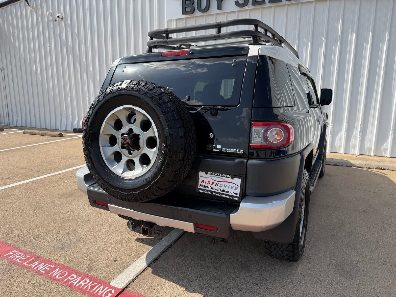 Used 2012 Toyota FJ Cruiser 4WD w/ Upgrade Pkg image 6
