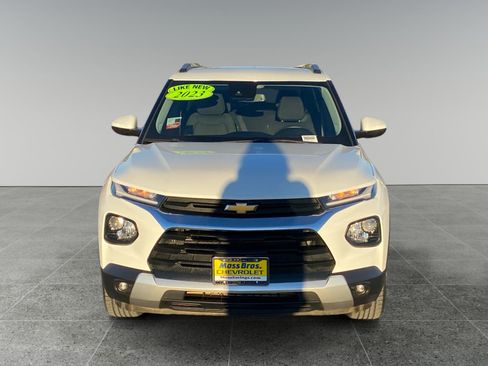 Used 2023 Chevrolet TrailBlazer LT w/ Convenience Package AWD/4WD image 8