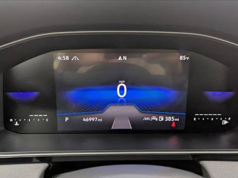Used 2025 Volkswagen Jetta Sport FWD image 24