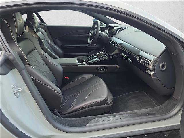 Used 2025 Aston Martin V8 Vantage Coupe RWD image 10