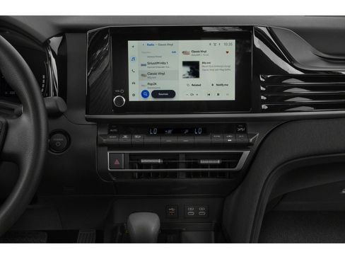 New 2025 Toyota Camry LE image 9