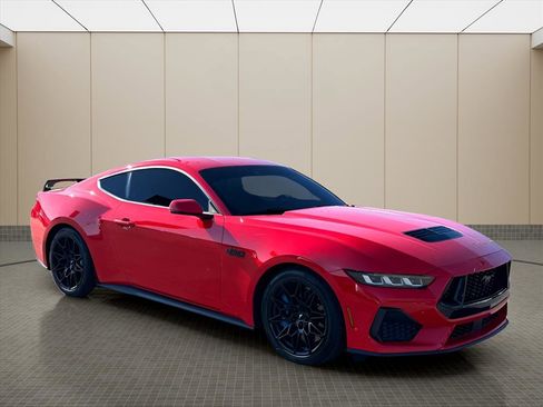 Used 2024 Ford Mustang GT Premium image 2