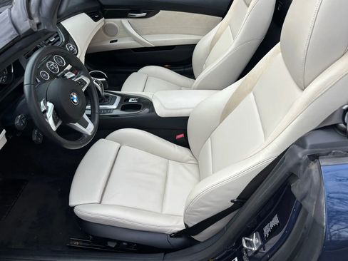 Used 2009 BMW Z4 sDrive35i image 23