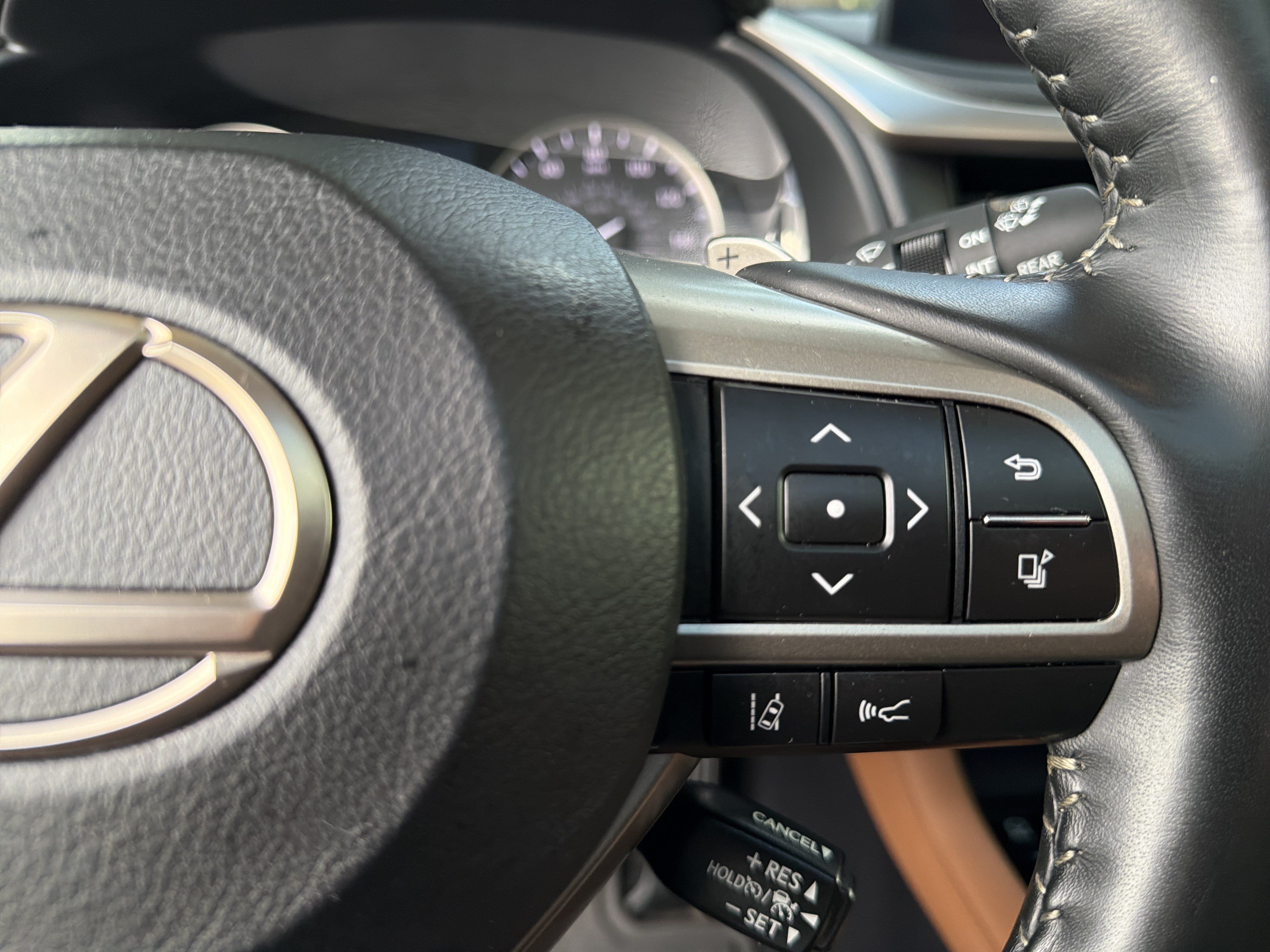 Used 2021 Lexus RX 350 FWD w/ Luxury Package image 20