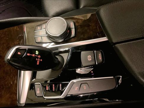 Used 2019 BMW 540i xDrive 540i xDrive w/ Premium Package image 15