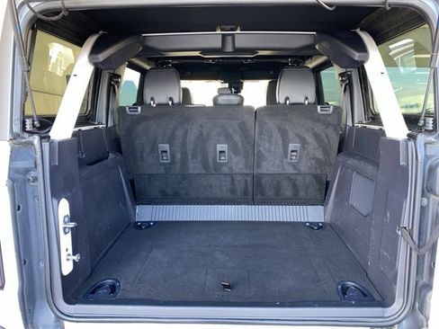 Used 2023 Ford Bronco Wildtrak image 26